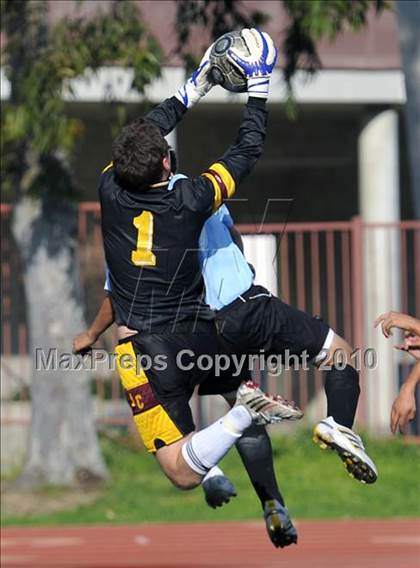 Thumbnail 2 in Salesian @ La Canada (CIF SS D5 Playoffs) photogallery.