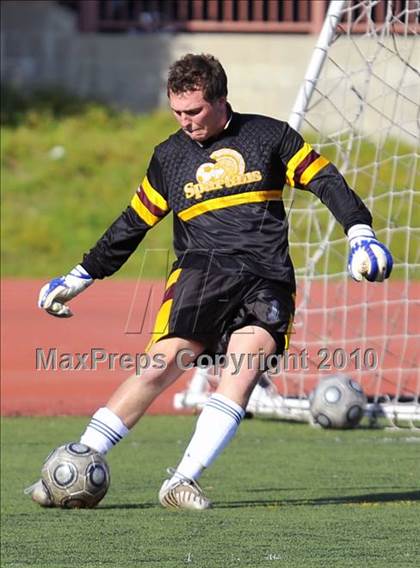 Thumbnail 3 in Salesian @ La Canada (CIF SS D5 Playoffs) photogallery.