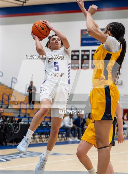 Thumbnail 2 in Montverde Academy vs Oak Cliff Faith Family Academy (Chipotle Nationals Semifinal) photogallery.