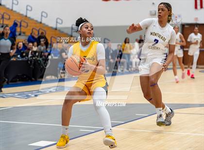 Thumbnail 3 in Montverde Academy vs Oak Cliff Faith Family Academy (Chipotle Nationals Semifinal) photogallery.