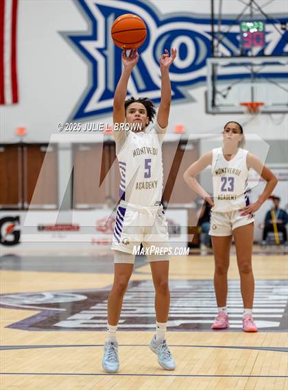 Thumbnail 3 in Montverde Academy vs Oak Cliff Faith Family Academy (Chipotle Nationals Semifinal) photogallery.