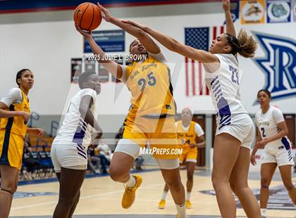 Thumbnail 3 in Montverde Academy vs Oak Cliff Faith Family Academy (Chipotle Nationals Semifinal) photogallery.
