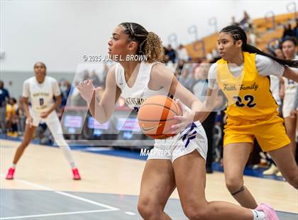 Thumbnail 1 in Montverde Academy vs Oak Cliff Faith Family Academy (Chipotle Nationals Semifinal) photogallery.