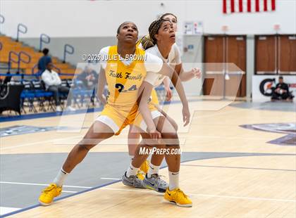 Thumbnail 3 in Montverde Academy vs Oak Cliff Faith Family Academy (Chipotle Nationals Semifinal) photogallery.