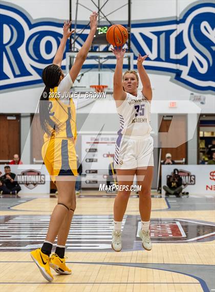 Thumbnail 1 in Montverde Academy vs Oak Cliff Faith Family Academy (Chipotle Nationals Semifinal) photogallery.