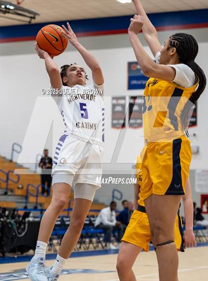 Thumbnail 3 in Montverde Academy vs Oak Cliff Faith Family Academy (Chipotle Nationals Semifinal) photogallery.