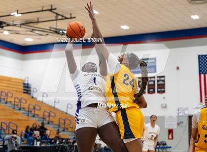 Thumbnail 2 in Montverde Academy vs Oak Cliff Faith Family Academy (Chipotle Nationals Semifinal) photogallery.
