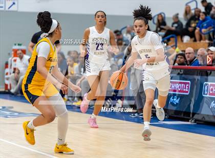 Thumbnail 2 in Montverde Academy vs Oak Cliff Faith Family Academy (Chipotle Nationals Semifinal) photogallery.