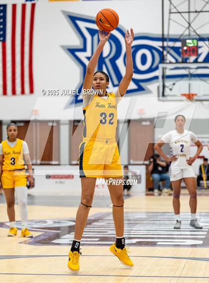 Thumbnail 3 in Montverde Academy vs Oak Cliff Faith Family Academy (Chipotle Nationals Semifinal) photogallery.