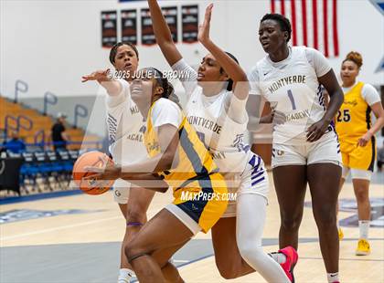 Thumbnail 2 in Montverde Academy vs Oak Cliff Faith Family Academy (Chipotle Nationals Semifinal) photogallery.