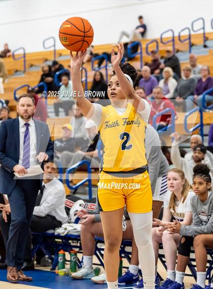 Thumbnail 1 in Montverde Academy vs Oak Cliff Faith Family Academy (Chipotle Nationals Semifinal) photogallery.