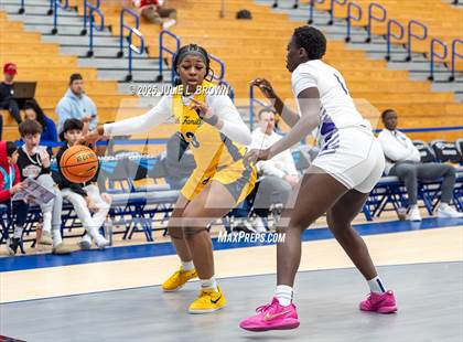 Thumbnail 2 in Montverde Academy vs Oak Cliff Faith Family Academy (Chipotle Nationals Semifinal) photogallery.