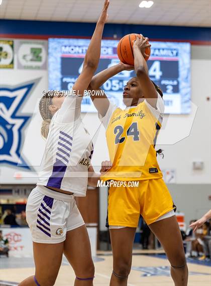Thumbnail 1 in Montverde Academy vs Oak Cliff Faith Family Academy (Chipotle Nationals Semifinal) photogallery.