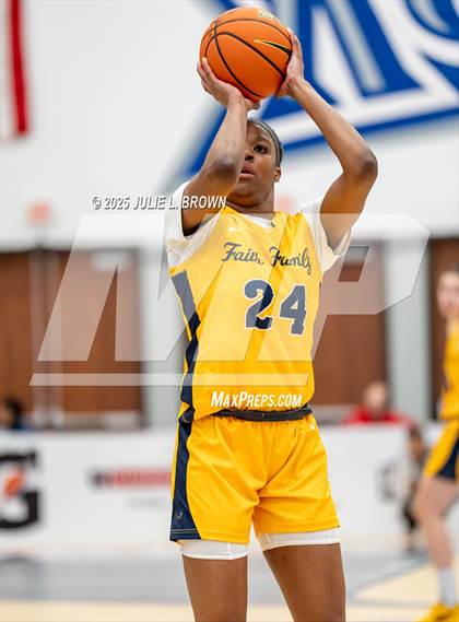 Thumbnail 2 in Montverde Academy vs Oak Cliff Faith Family Academy (Chipotle Nationals Semifinal) photogallery.