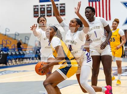 Thumbnail 1 in Montverde Academy vs Oak Cliff Faith Family Academy (Chipotle Nationals Semifinal) photogallery.