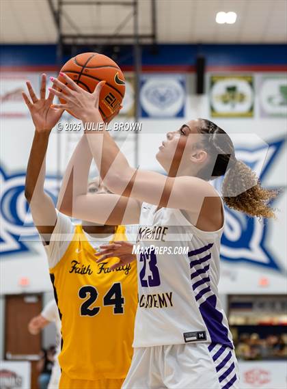 Thumbnail 1 in Montverde Academy vs Oak Cliff Faith Family Academy (Chipotle Nationals Semifinal) photogallery.