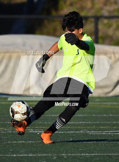 Thumbnail 2 in Charter Oak @ San Dimas photogallery.