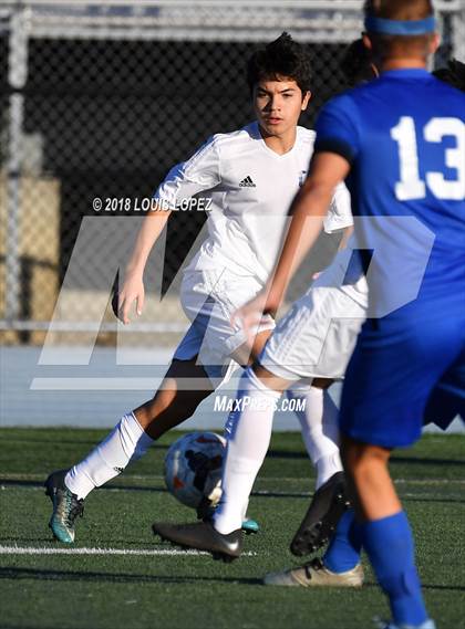 Thumbnail 1 in Charter Oak @ San Dimas photogallery.