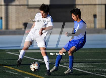 Thumbnail 1 in Charter Oak @ San Dimas photogallery.