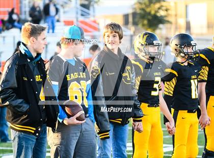 Thumbnail 2 in Tioga vs. Jonesboro (UIL 6-Man 1-A Semifinal) photogallery.