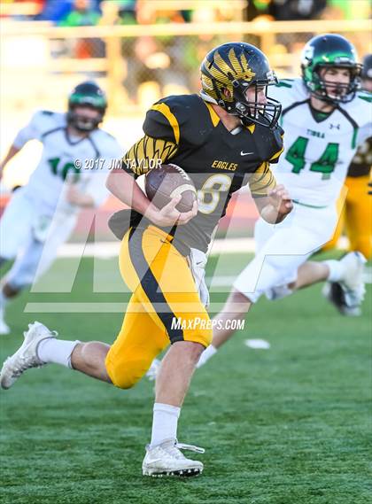 Thumbnail 3 in Tioga vs. Jonesboro (UIL 6-Man 1-A Semifinal) photogallery.