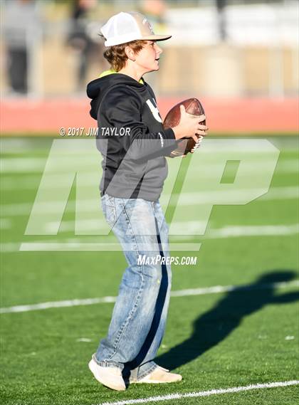 Thumbnail 2 in Tioga vs. Jonesboro (UIL 6-Man 1-A Semifinal) photogallery.