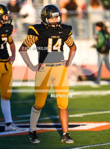 Thumbnail 1 in Tioga vs. Jonesboro (UIL 6-Man 1-A Semifinal) photogallery.