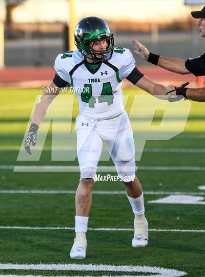 Thumbnail 1 in Tioga vs. Jonesboro (UIL 6-Man 1-A Semifinal) photogallery.