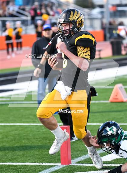 Thumbnail 3 in Tioga vs. Jonesboro (UIL 6-Man 1-A Semifinal) photogallery.