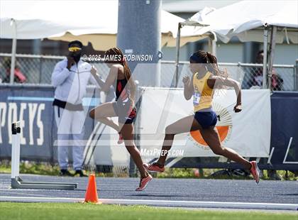 Thumbnail 3 in Bob Hayes Invitational (400m Hurdles) photogallery.