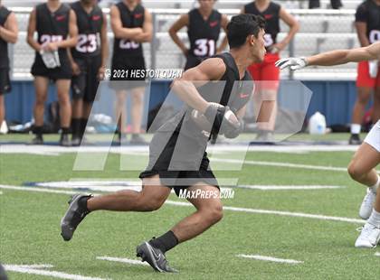 Thumbnail 3 in Centennial vs. Carlsbad (Brave 8 Invitational) photogallery.
