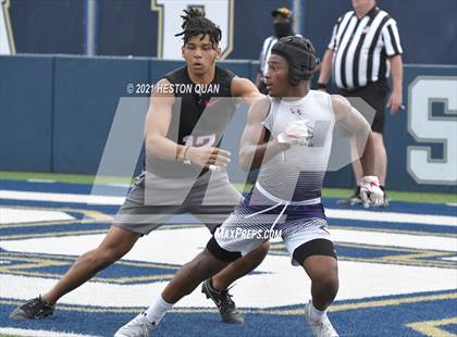 Thumbnail 3 in Centennial vs. Carlsbad (Brave 8 Invitational) photogallery.
