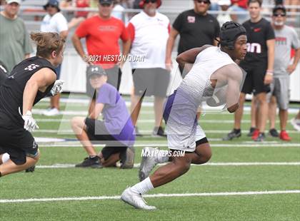 Thumbnail 3 in Centennial vs. Carlsbad (Brave 8 Invitational) photogallery.