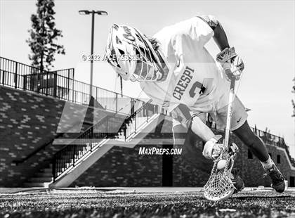 Thumbnail 1 in Loyola @ Crespi photogallery.