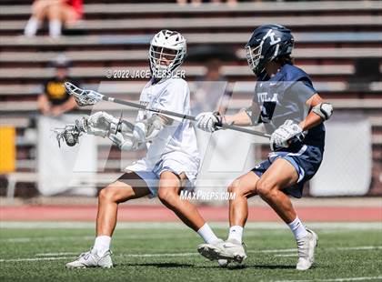 Thumbnail 3 in Loyola @ Crespi photogallery.