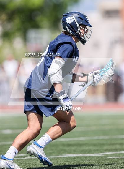 Thumbnail 2 in Loyola @ Crespi photogallery.
