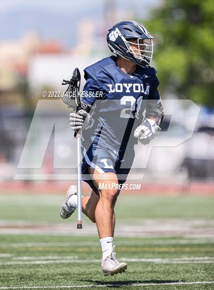 Thumbnail 2 in Loyola @ Crespi photogallery.