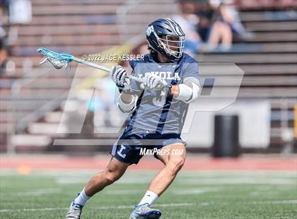 Thumbnail 3 in Loyola @ Crespi photogallery.