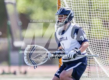 Thumbnail 3 in Loyola @ Crespi photogallery.