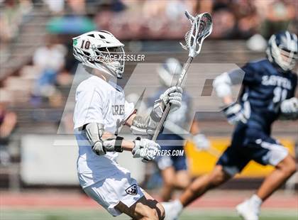 Thumbnail 2 in Loyola @ Crespi photogallery.