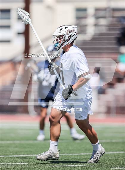 Thumbnail 3 in Loyola @ Crespi photogallery.