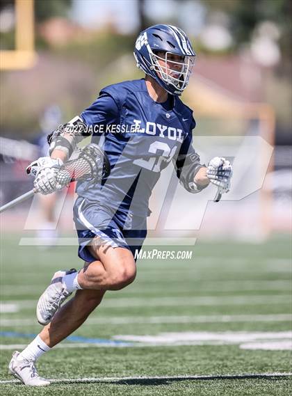 Thumbnail 2 in Loyola @ Crespi photogallery.