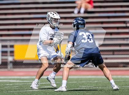 Thumbnail 3 in Loyola @ Crespi photogallery.