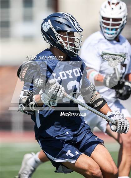 Thumbnail 3 in Loyola @ Crespi photogallery.