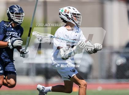 Thumbnail 2 in Loyola @ Crespi photogallery.