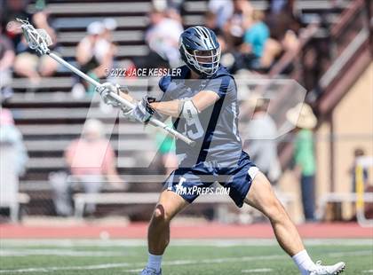 Thumbnail 2 in Loyola @ Crespi photogallery.