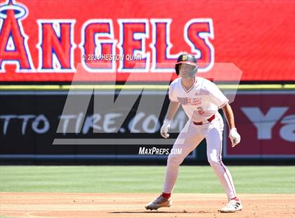 Thumbnail 3 in Don Lugo vs. Mission Viejo (Halo Classic) photogallery.