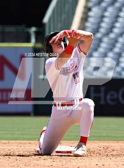 Thumbnail 2 in Don Lugo vs. Mission Viejo (Halo Classic) photogallery.