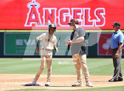 Thumbnail 2 in Don Lugo vs. Mission Viejo (Halo Classic) photogallery.