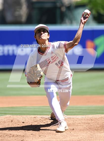 Thumbnail 3 in Don Lugo vs. Mission Viejo (Halo Classic) photogallery.
